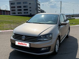 2016 Volkswagen Polo V Рестайлинг, бежевый, 1200000 рублей, вид 5