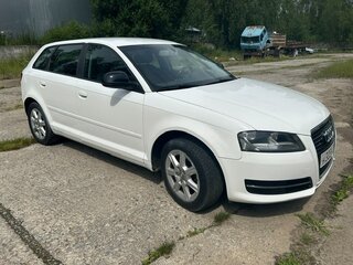 2010 Audi A3 II (8P) Рестайлинг 2, белый, 750000 рублей, вид 3