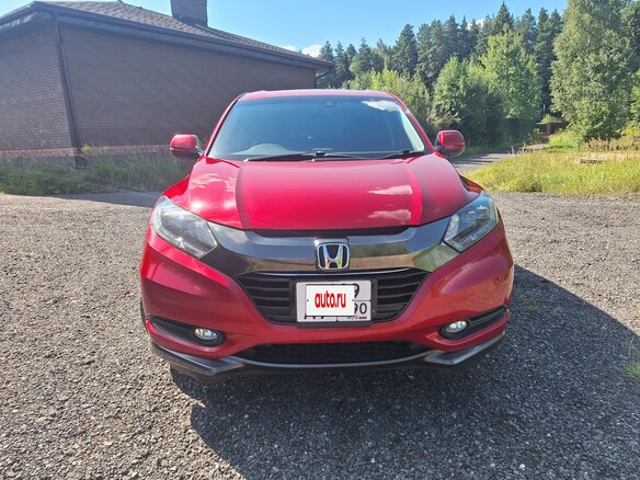 2017 Honda Vezel I, красный, 1650000 рублей