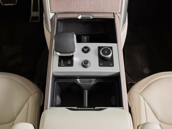 2026 Land Rover Range Rover D350 MHEV V, чёрный, 24500000 рублей - вид 18