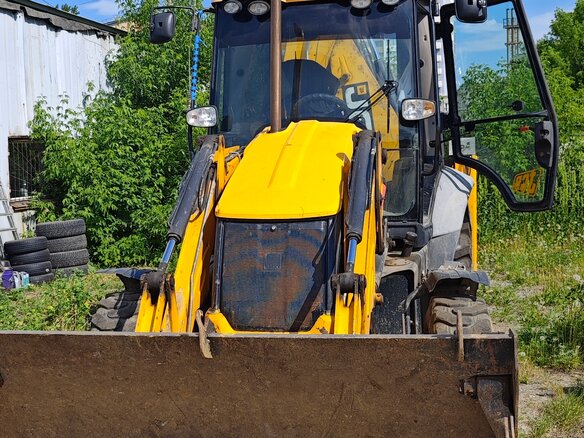 2011 JCB 3CX, 8000000 рублей