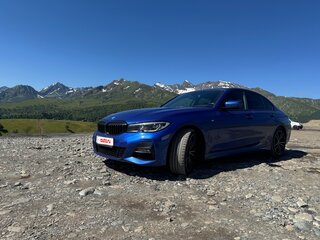 2021 BMW 3 серии 320i xDrive VII (G2x), синий, 4290000 рублей, вид 1