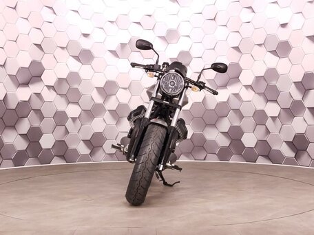 2017 Moto Guzzi V 9, серый, 727000 рублей, вид 5
