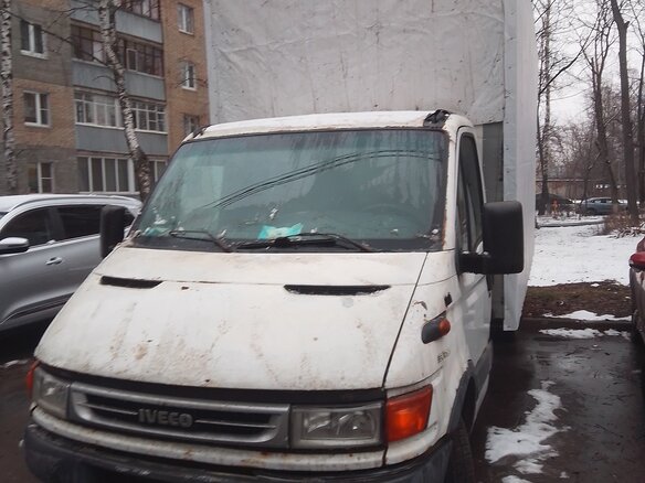 2003 Iveco Daily, белый, 550000 рублей - вид 4