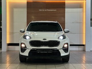 2020 Kia Sportage IV Рестайлинг, белый, 2299990 рублей, вид 2