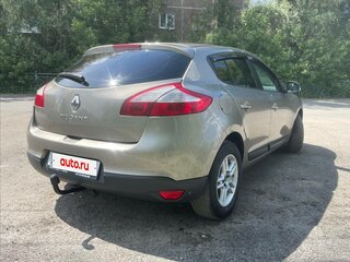 2011 Renault Megane III, бежевый, 590000 рублей, вид 4