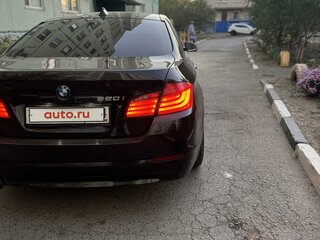 2012 BMW 5 серии 520i VI (F10/F11/F07), чёрный, 2500000 рублей, вид 3