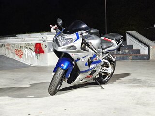2003 Suzuki GSX-R 750, серебристый, 517000 рублей, вид 1