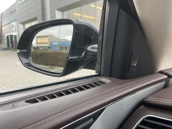 2016 Audi A8 Long III (D4) Рестайлинг, чёрный, 3300000 рублей - вид 18