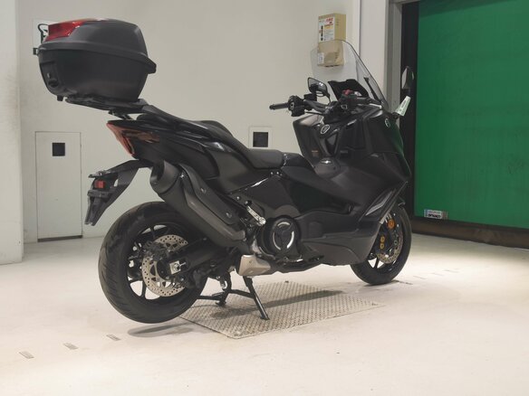 2023 Yamaha TMAX, чёрный, 1295000 рублей - вид 23