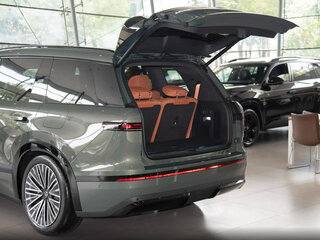 2026 Volkswagen ID.Era 9X 65.2 kWh, зелёный, 9190000 рублей, вид 5