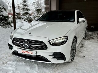 2021 Mercedes-Benz E-Класс 200 V (W213, S213, C238) Рестайлинг, белый, 6000000 рублей, вид 2