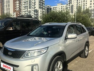 2014 Kia Sorento II Рестайлинг, серый, 1800000 рублей, вид 2