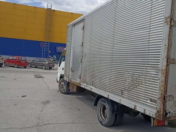 1998 Isuzu Elf (N-series), белый, 880000 рублей - вид 6
