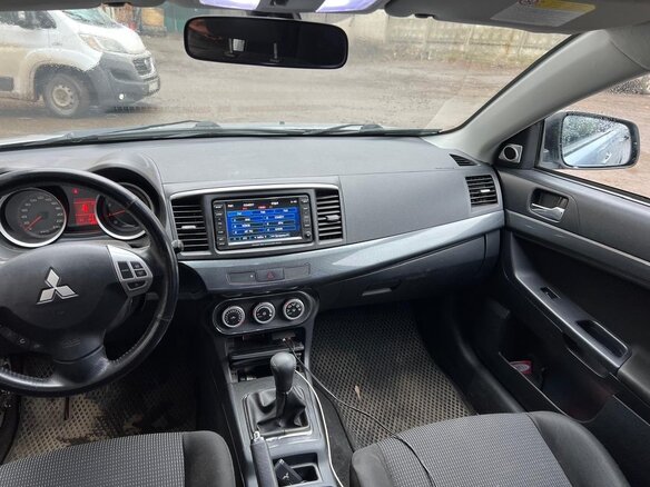 2008 Mitsubishi Lancer X, серебристый, 620000 рублей - вид 4