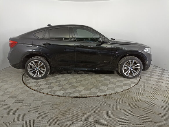 2018 BMW X6 40d II (F16), чёрный, 5990000 рублей - вид 3