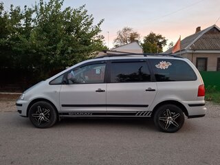 2003 Volkswagen Sharan I Рестайлинг, серебристый, 650000 рублей, вид 4