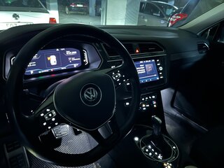 2020 Volkswagen Tiguan II, белый, 2750000 рублей, вид 2