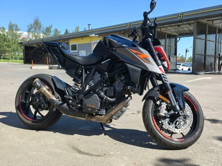 2018 KTM 1290 Super Duke R, чёрный, 1275000 рублей, вид 1