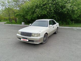 1999 Toyota Crown X (S150), белый, 800000 рублей, вид 5