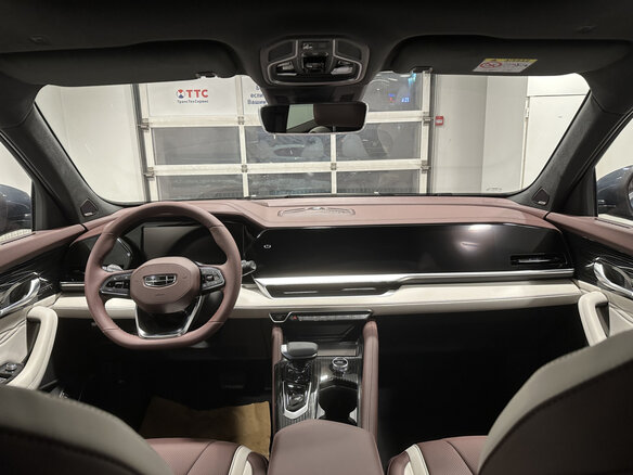 2025 Geely Monjaro I, серый - вид 6