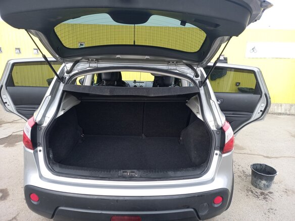 2012 Nissan Qashqai I Рестайлинг, серебристый, 1250000 рублей - вид 8