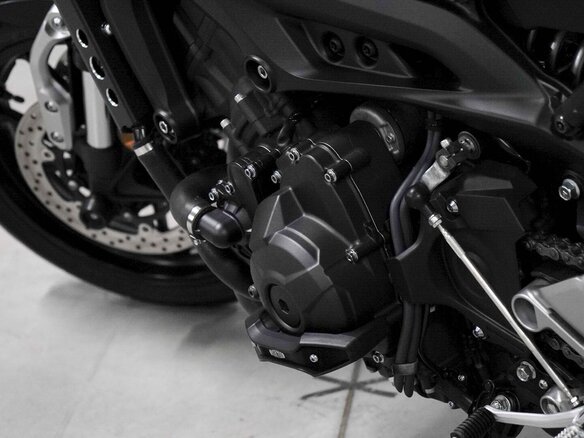 2018 Yamaha XSR900, красный - вид 10