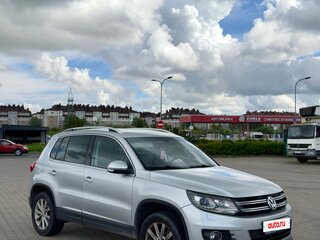 2012 Volkswagen Tiguan I Рестайлинг, серебристый, 1250000 рублей, вид 2