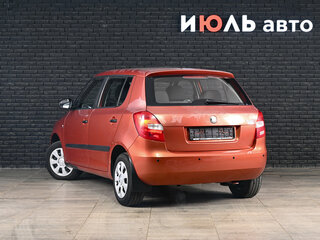 2008 Skoda Fabia II, оранжевый, 260000 рублей, вид 3