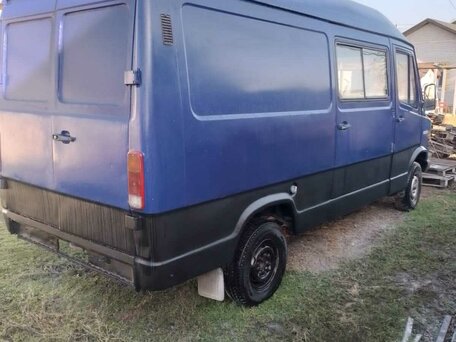 1984 Mercedes-Benz T1, синий, 210000 рублей, вид 2