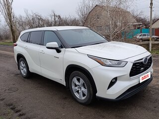 2021 Toyota Highlander IV (XU70), белый, 4400000 рублей, вид 4