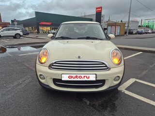 2013 Mini Hatch Cooper II (R56) Рестайлинг, белый, 1390000 рублей, вид 1