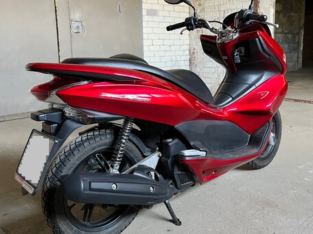 2014 Honda PCX 150, красный, 330000 рублей, вид 5