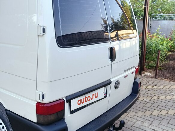 2002 Volkswagen Transporter, белый, 1250000 рублей - вид 8