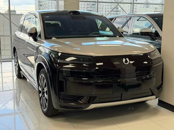 2025 Denza N9 46.9 kWh, фиолетовый, 8700000 рублей - вид 1