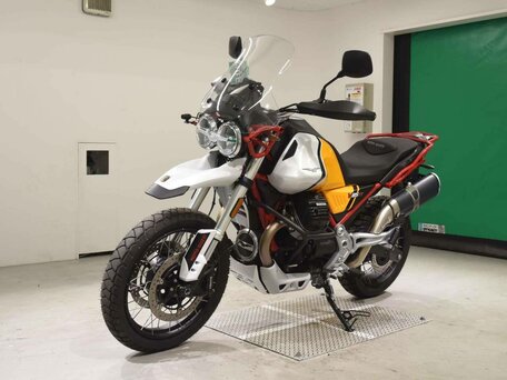 2021 Moto Guzzi V85 TT, жёлтый, 871301 рублей, вид 4