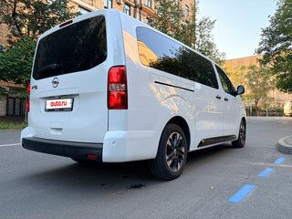 2020 Opel Zafira Life L I, белый, 3800000 рублей, вид 3