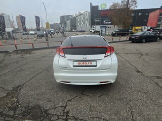 2012 Honda Civic IX, белый, 1090000 рублей, вид 4