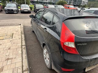 2013 Hyundai Solaris I, чёрный, 800000 рублей, вид 3