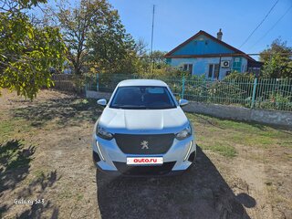 2021 Peugeot 2008 6AT II, белый, 2230000 рублей, вид 2