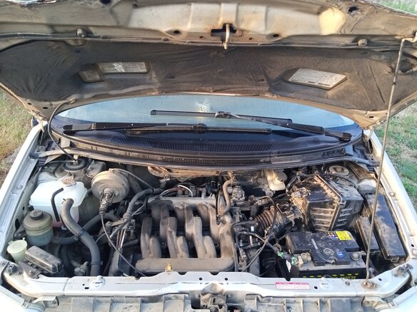 2000 Mazda MPV II (LW), бежевый, 150000 рублей - вид 9