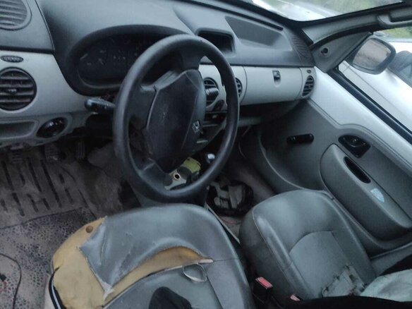 2003 Renault Kangoo I, белый, 215000 рублей - вид 5