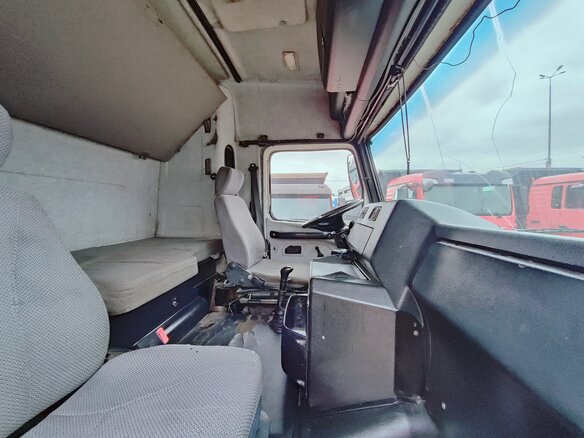 2011 МАЗ 6430, белый, 650000 рублей - вид 9