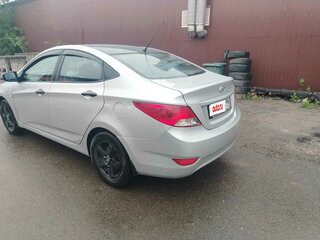 2012 Hyundai Solaris I, серебристый, 645000 рублей, вид 5