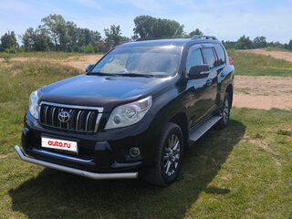 2010 Toyota Land Cruiser Prado 150 Series, чёрный, 3000000 рублей, вид 1