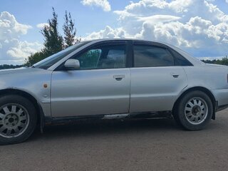 1996 Audi A4 I (B5), серебристый, 200000 рублей, вид 3