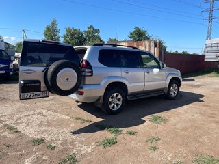 2005 Toyota Land Cruiser Prado 5-speed 120 Series, серебристый, 2000000 рублей, вид 4