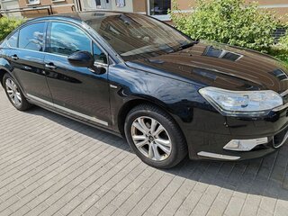 2012 Citroen C5 II, чёрный, 700000 рублей, вид 2