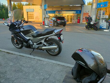 2008 Yamaha FJR1300, серый, 700000 рублей, вид 1