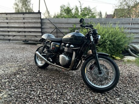 2009 Triumph Thruxton, серый, 1000000 рублей, вид 2